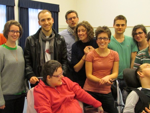 Intrattenimento con il gruppo MEC (Movimento Ecclesiale Carmelitano)